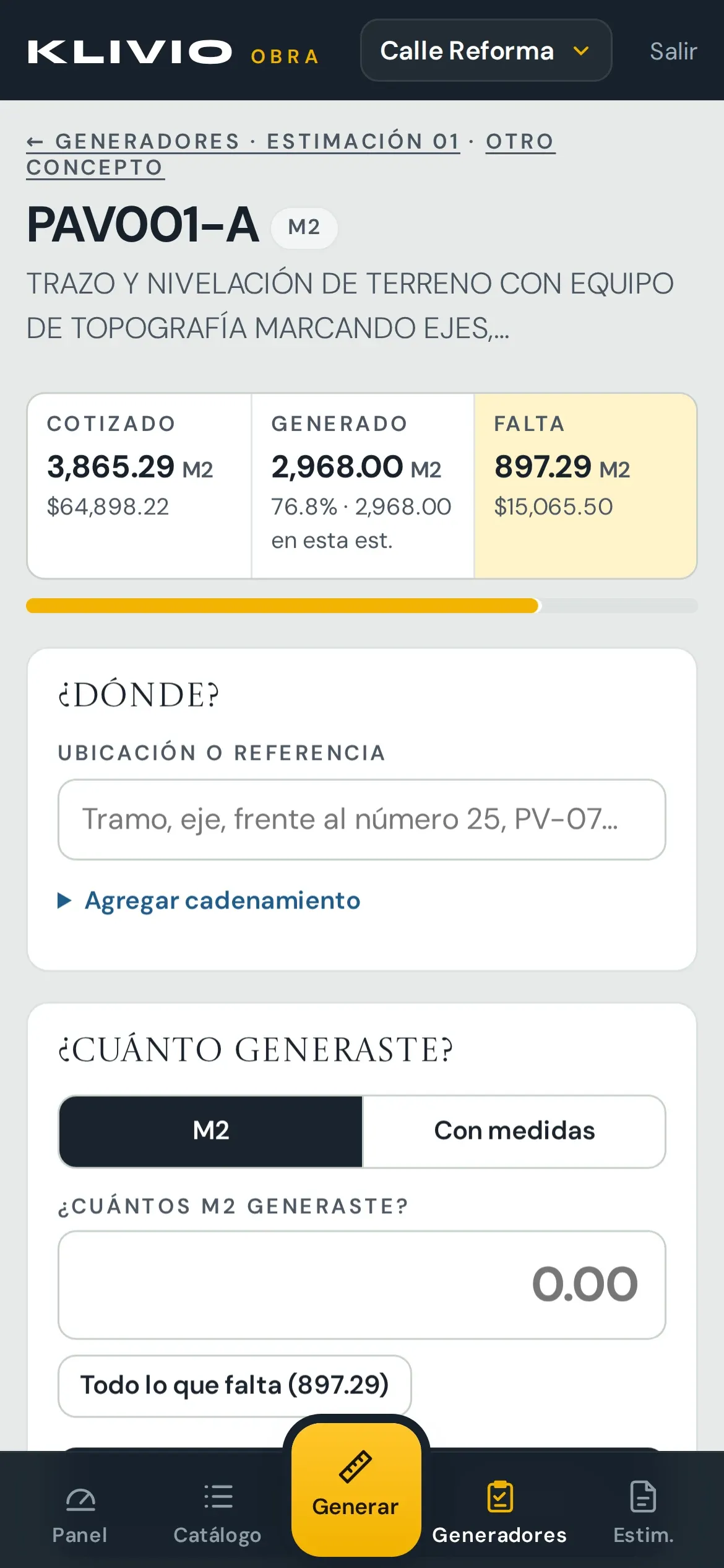 Klivio Obra en el celular: cotizado, generado y lo que falta de un concepto, y el formulario para registrar la medición.